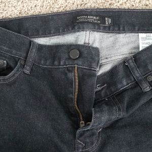 Banana Republic Black Rapid Movement Athletic Fit